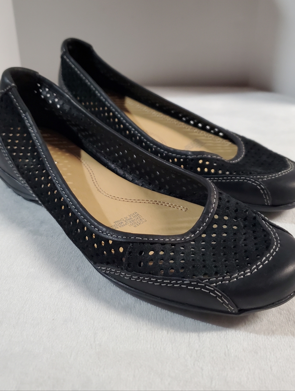 Naturalizer Black Perforated Leather Ballet Flats